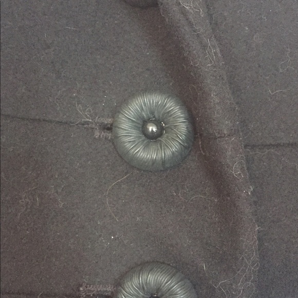 Beautiful black 100% wool coat - Picture 3 of 8